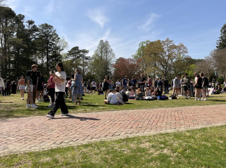 College unites under solar eclipse